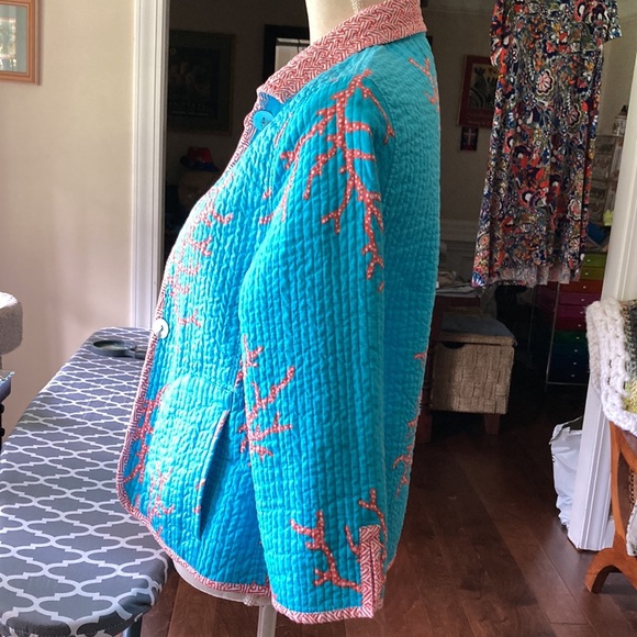 Reversible Jacket - Picture 7 of 16